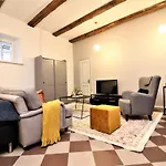 Appartement Kohtu *